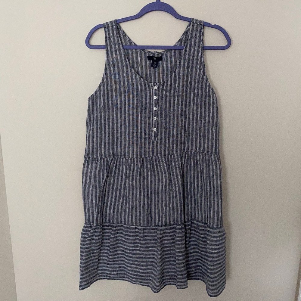 sleeveless gray striped dress with button top